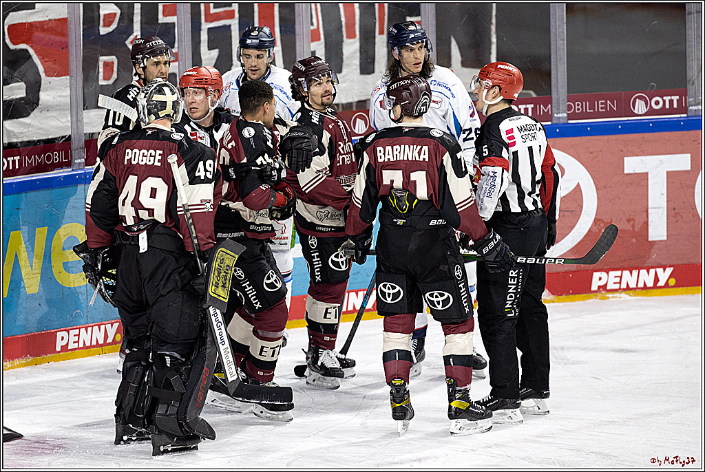 PENNY DEL;  Koelner Haie - Straubing Tigers; Koeln, 14.04.2021
